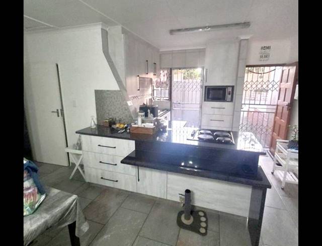 1 BEDROOM PROPERTY TO RENT IN ARBORETUM